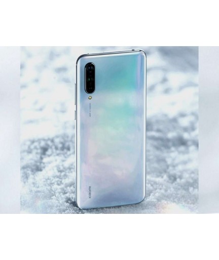 Xiaomi Mi9 Lite (6GB+128GB) White купить в Уфе